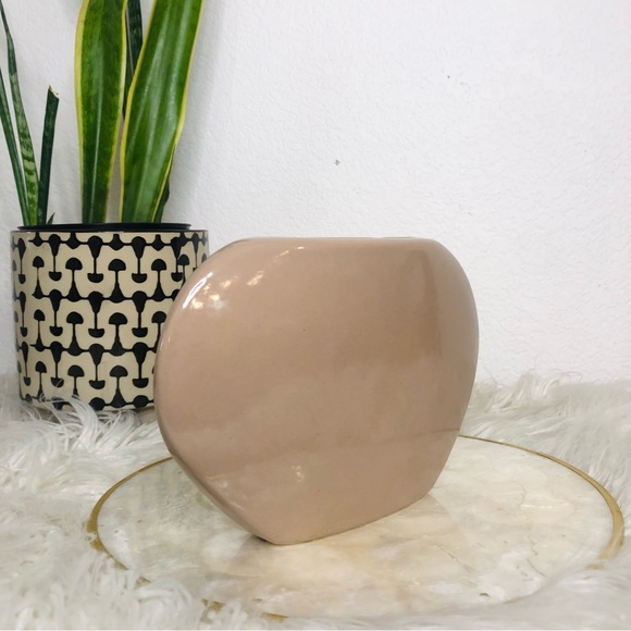 Taupe Haeger Vase - Picture 3 of 7